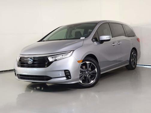 2023 Honda Odyssey 