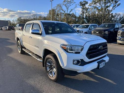Super White 2018 Toyota Tacoma LIMITED