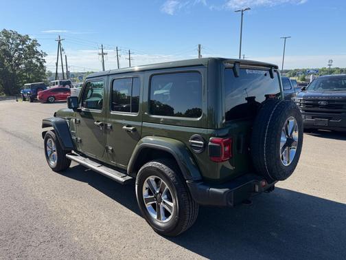 Sarge Green Clearcoat 2020 Jeep Wrangler Unlimited Sahara