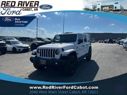 Bright White Clearcoat 2021 Jeep Wrangler Unlimited SAHARA