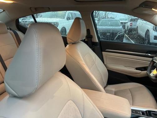 2023 Nissan Altima 2.5 SL