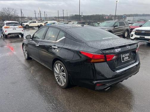 2023 Nissan Altima 2.5 SL
