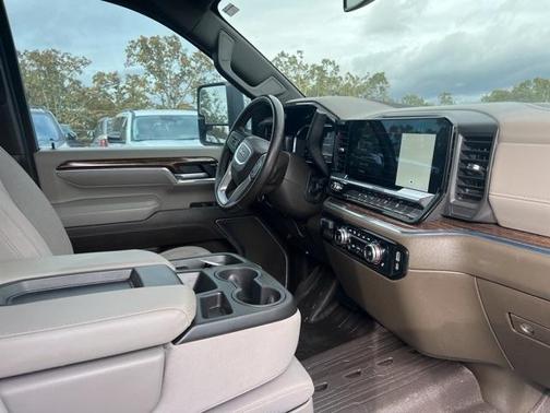 2024 GMC Sierra 2500 SLE