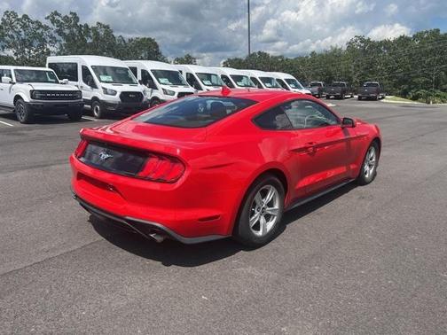 2021 Ford Mustang EcoBoost