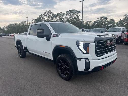 2024 GMC Sierra 2500 AT4