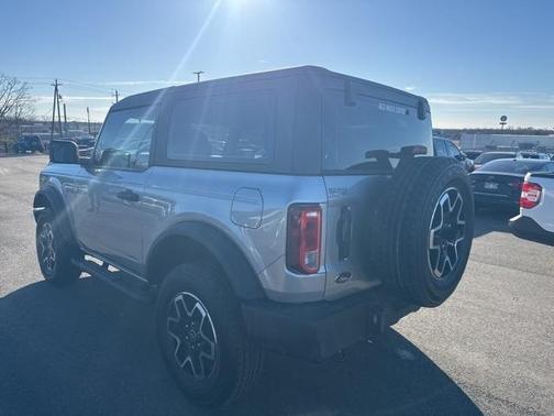 2022 Ford Bronco Base