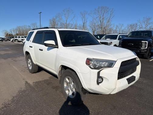 2022 Toyota 4Runner SR5