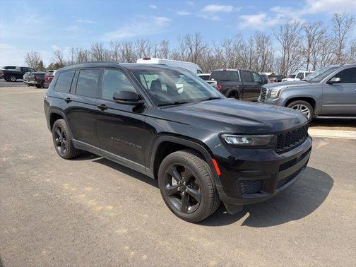 2023 Jeep Grand Cherokee L Laredo