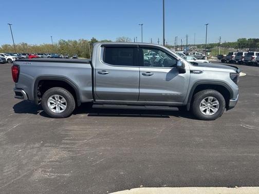 2024 GMC Sierra 1500 SLE