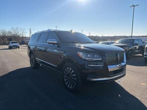 2022 Lincoln Navigator L Black Label