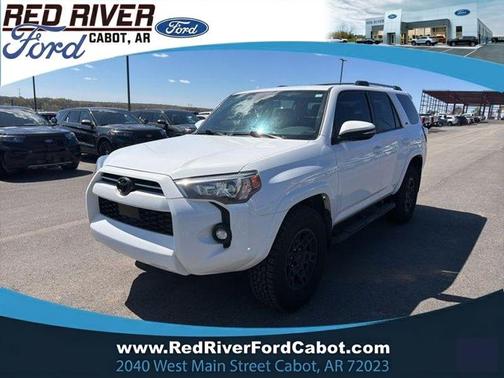 White 2022 Toyota 4Runner SR5 PREMIUM