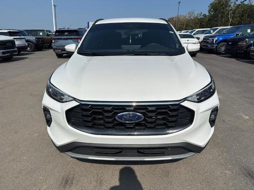 STAR WHITE METALLIC TRI-COA 2025 Ford Escape ST-LINE SELECT