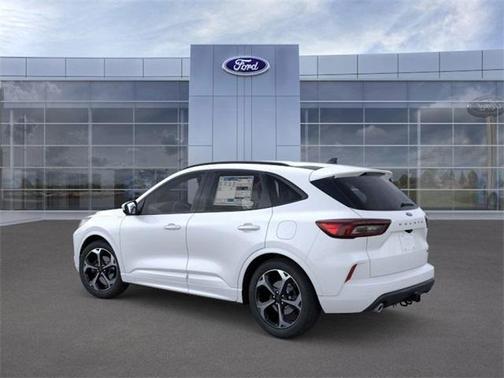 2026 Ford Escape ST-Line Elite