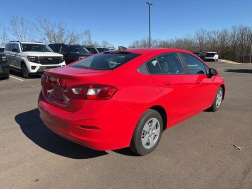 2018 Chevrolet Cruze LS