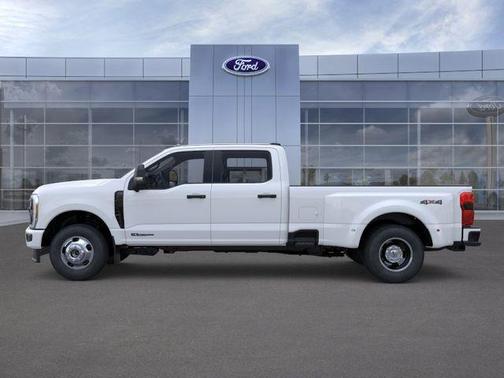 Oxford White 2026 Ford F-350 XL