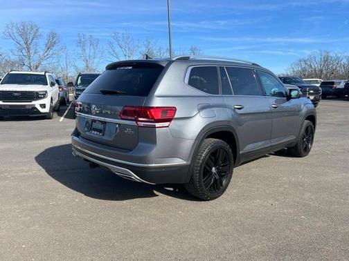 2019 Volkswagen Atlas 3.6L SEL Premium