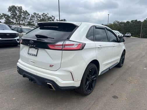 2021 Ford Edge ST
