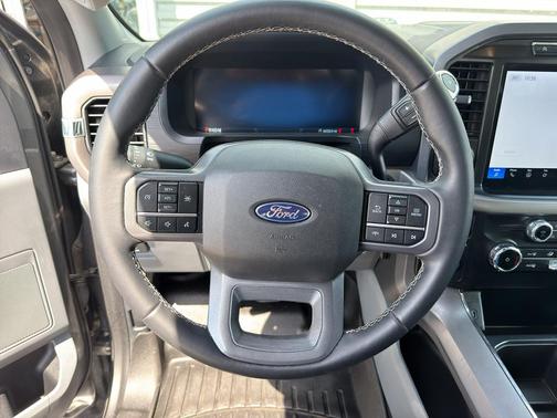 CARBONIZED GRAY METALLIC 2024 Ford F-150 XLT