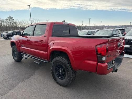 2022 Toyota Tacoma SR5