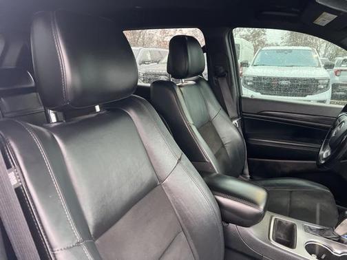 2020 Jeep Grand Cherokee Laredo E