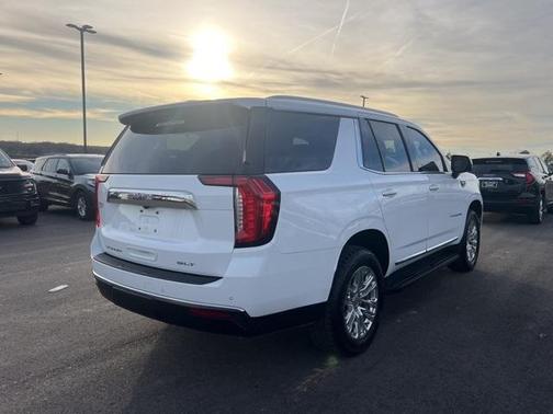 2021 GMC Yukon SLT