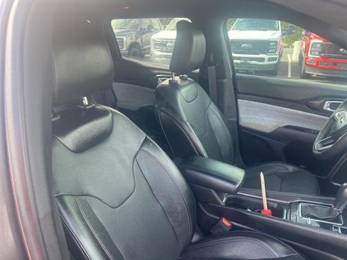 2023 Jeep Compass Latitude Lux