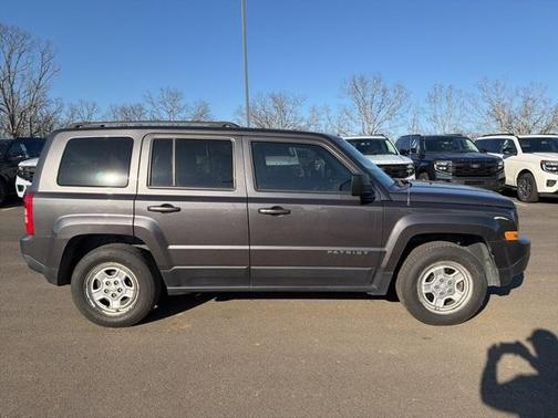 2017 Jeep Patriot Sport