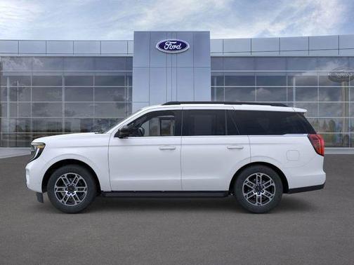 Star White 2026 Ford Expedition Active