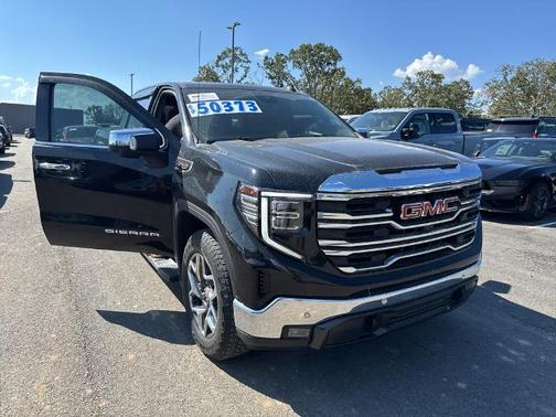 Onyx Black 2024 GMC Sierra 1500 SLT