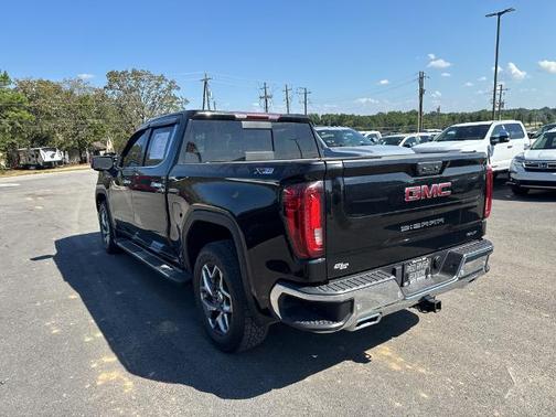 Onyx Black 2024 GMC Sierra 1500 SLT