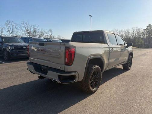 Desert Sand Metallic 2022 GMC Sierra 1500 AT4