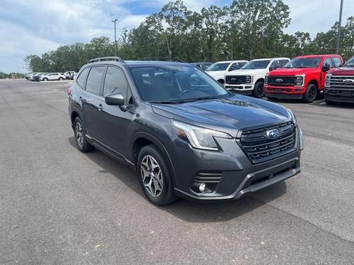 2024 Subaru Forester Premium
