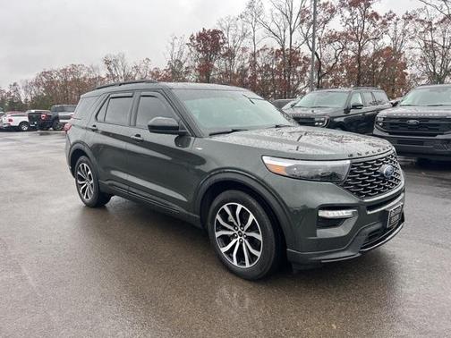 2023 Ford Explorer ST-Line