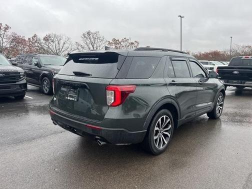 2023 Ford Explorer ST-Line