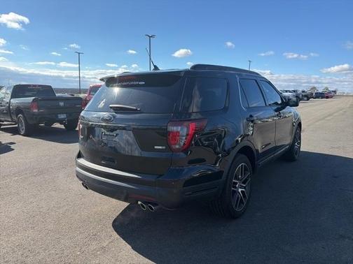 2019 Ford Explorer sport