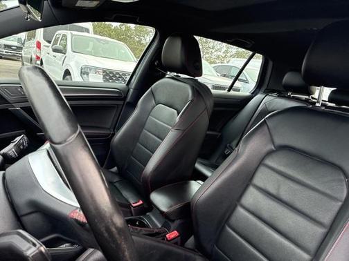 2019 Volkswagen Golf GTI 2.0T SE