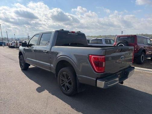 CARBONIZED GRAY METALLIC 2021 Ford F-150 XLT