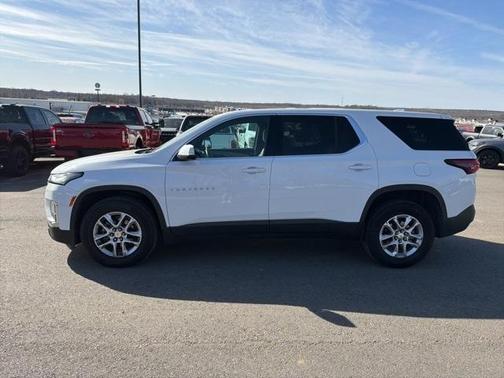 2022 Chevrolet Traverse LS