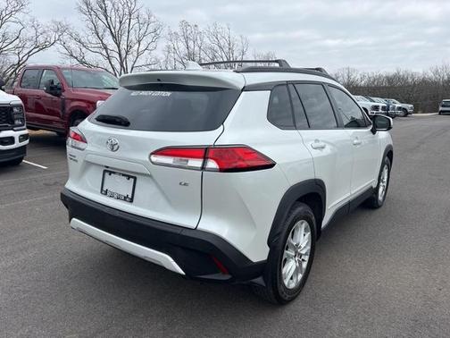 2022 Toyota Corolla Cross LE