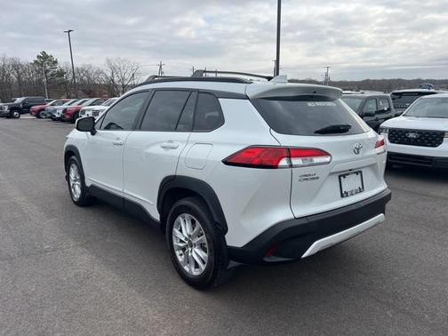 2022 Toyota Corolla Cross LE