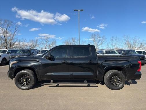 2022 Toyota Tundra Hybrid Capstone