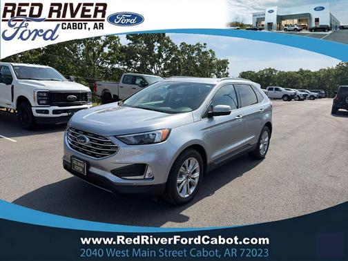 Iconic Silver Metallic 2024 Ford Edge Titanium