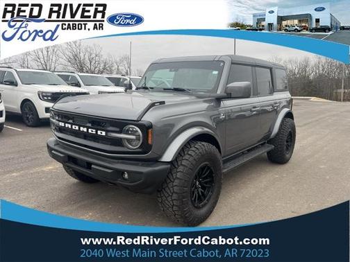 2024 Ford Bronco Outer Banks