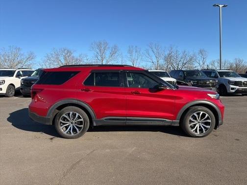 2021 Ford Explorer ST