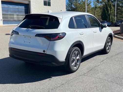 2026 Honda HR-V LX