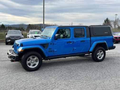2021 Jeep Gladiator Sport