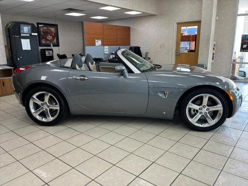 2007 Pontiac Solstice Base