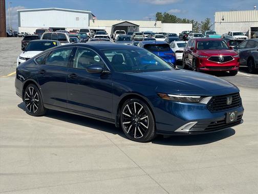 2025 Honda Accord Hybrid 