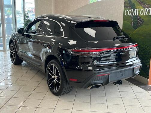 2024 Porsche Macan AWD 4dr SUV