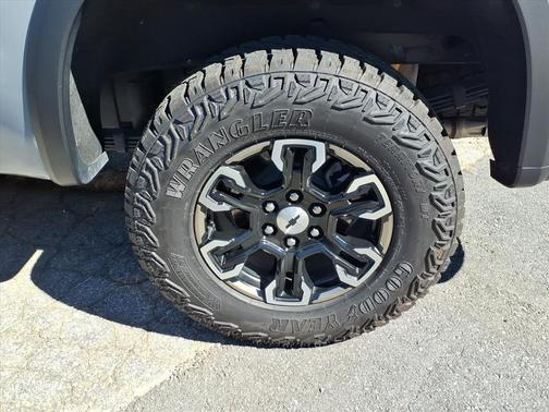 2024 Chevrolet Silverado 1500 ZR2